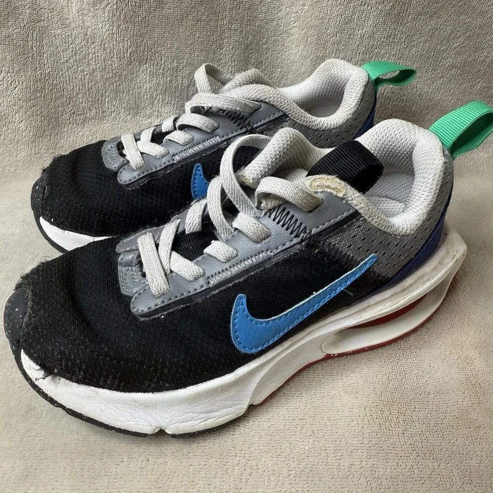 Nike Air Max INTRLK Lite Sneaker - Kids Size 11C